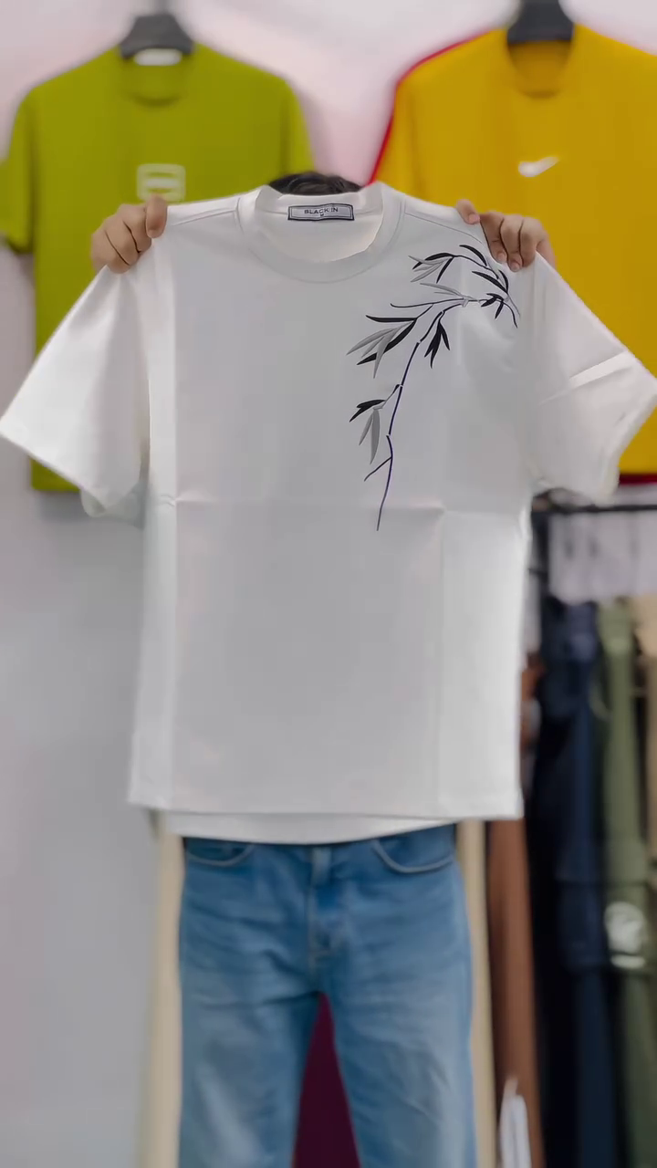 Men Polyester Regular Fit Placement Print Tshirts - Image 5