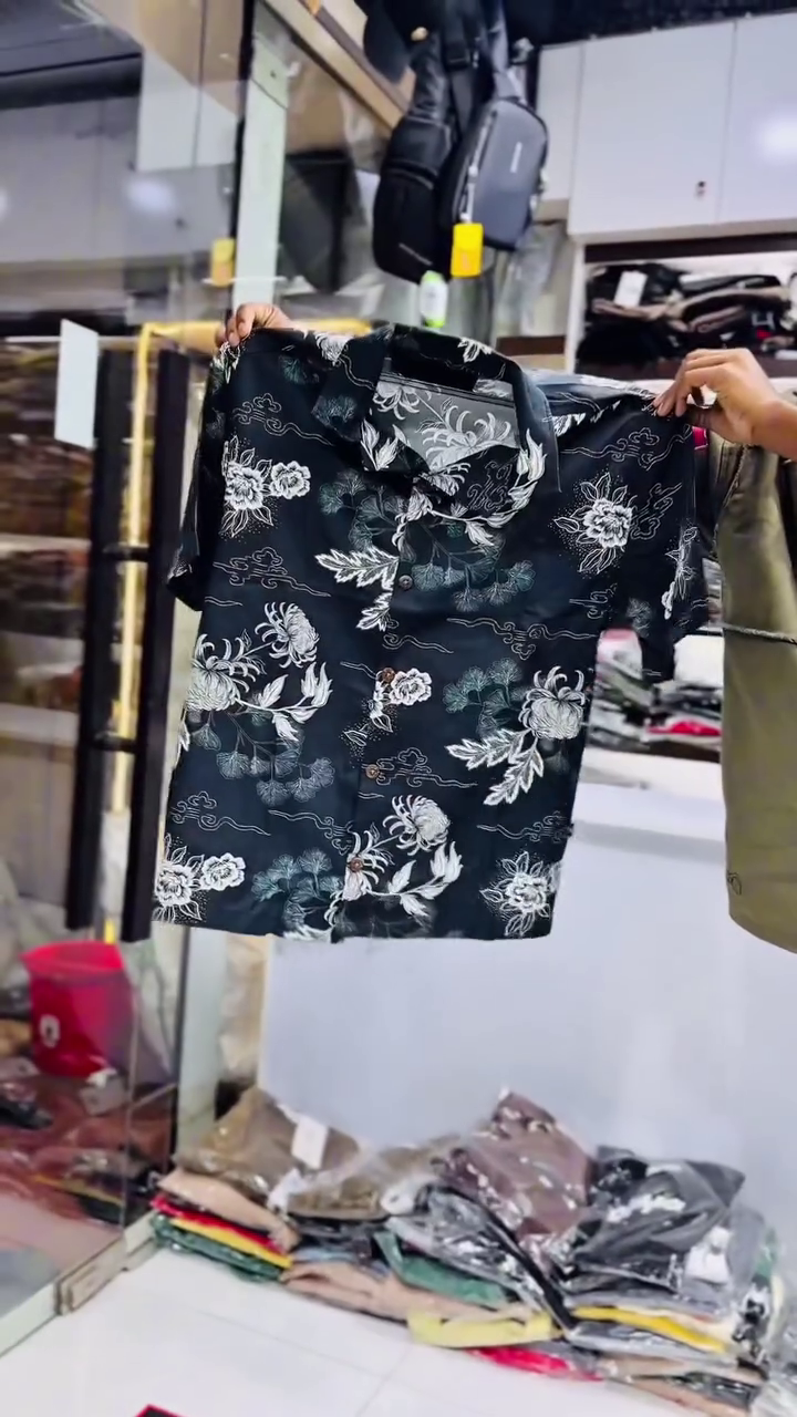 Floral Printed Regular Fit Casual Shirt
