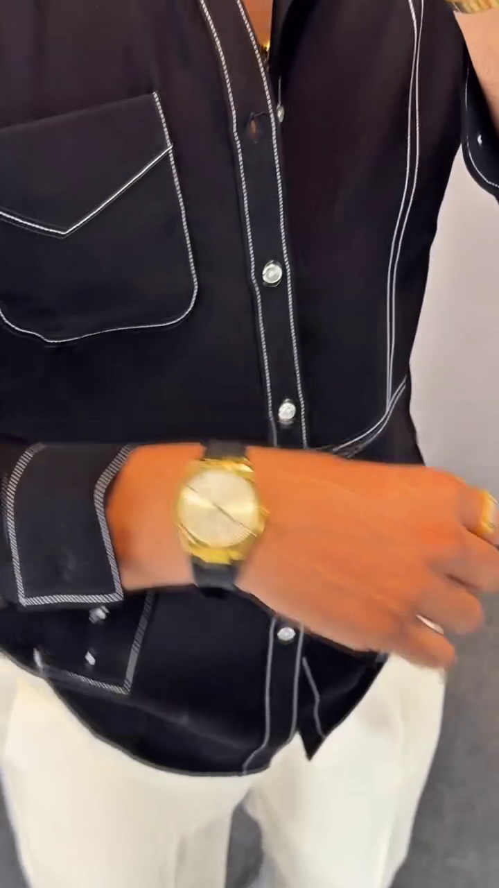 Men Black Regular Fit Solid Casual Over Shirt - Image 4
