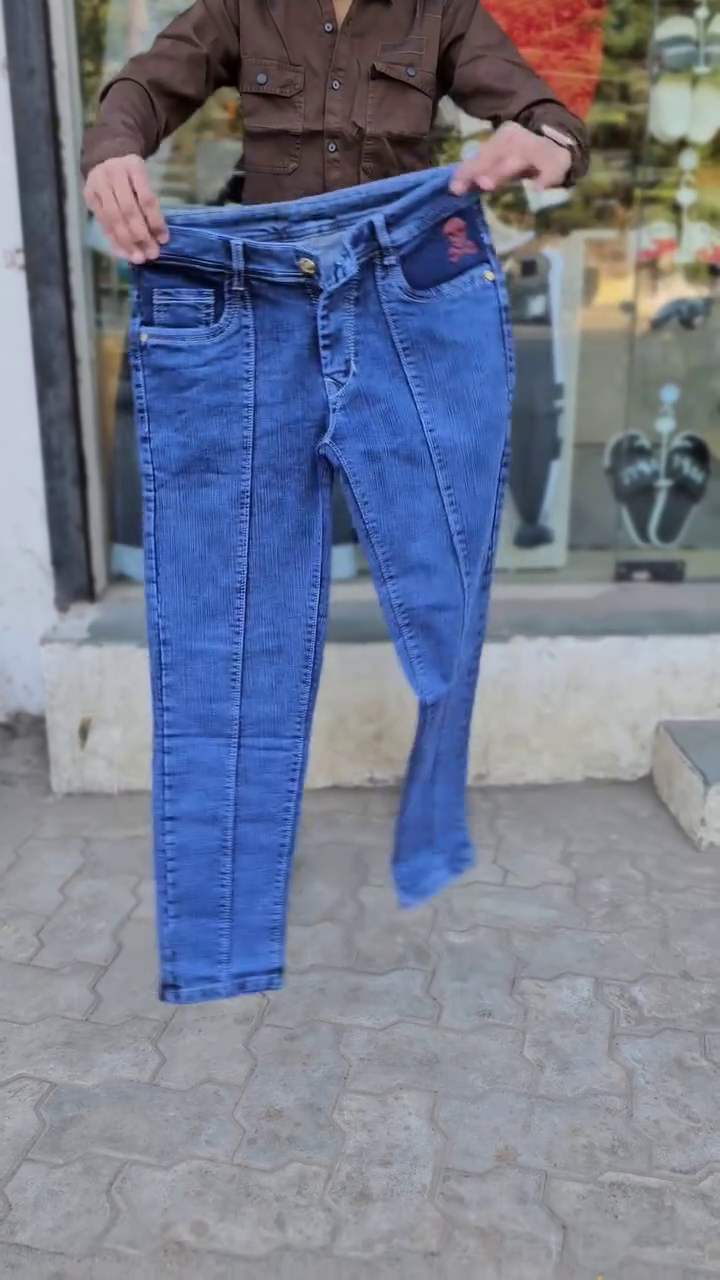 Men Charcoal Grey Regular Fit Jeans - Image 6