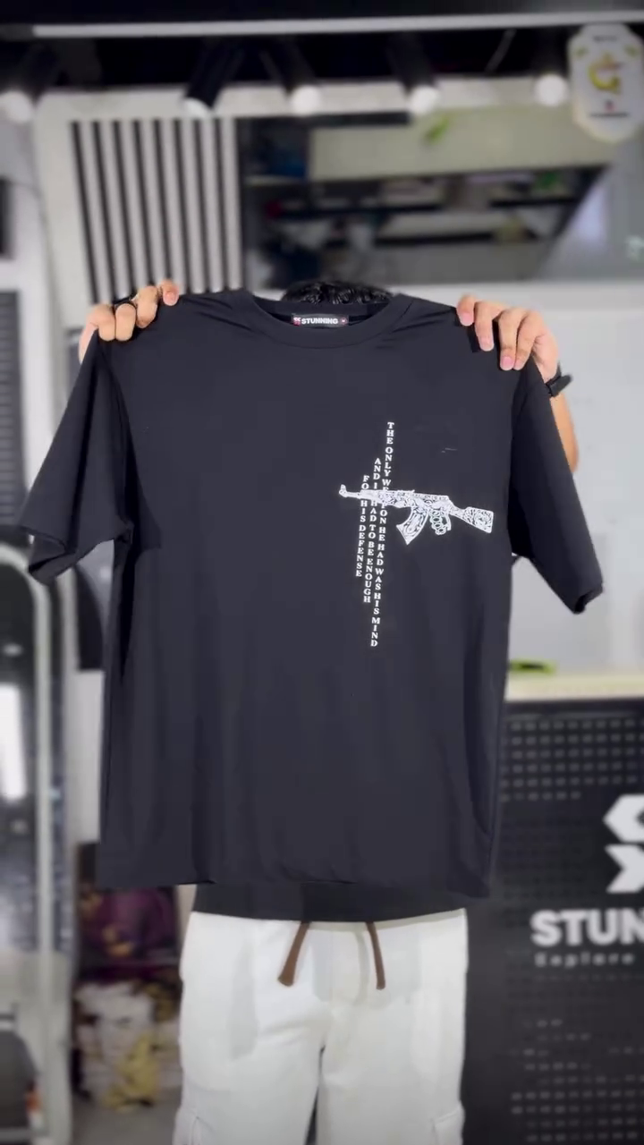 Men Graphic Printed Round Neck Cotton Oversized T-Shirt - Image 4