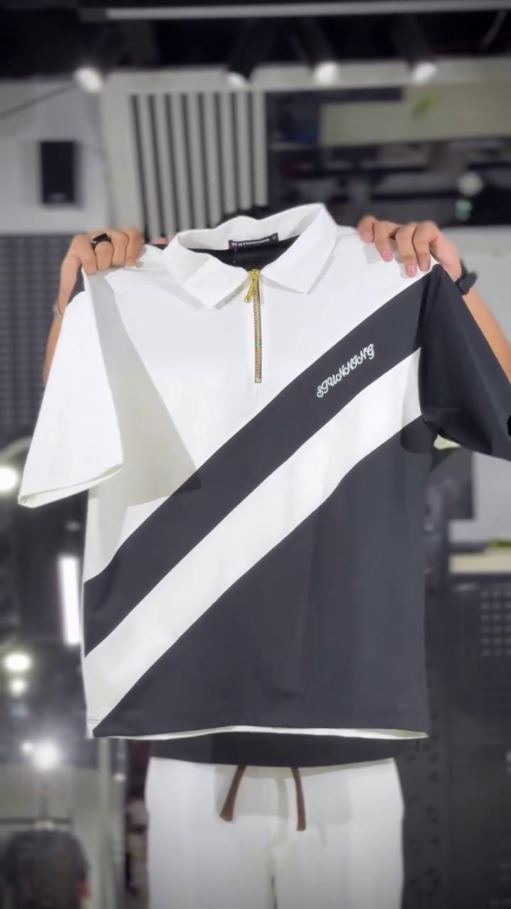 Men Printed Polo Collar Pockets T-shirt