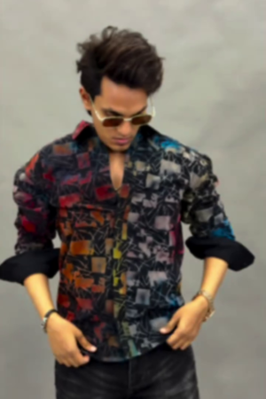 Men Classic Opaque Printed Casual Shirt